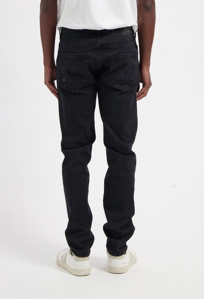 Dunn Low Tapered - Stone Black from Mud Jeans