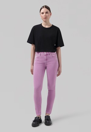 Skinny Skyler  -  Cool Pink from Mud Jeans