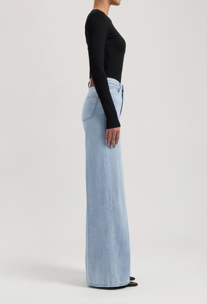 Sara High Loose Flow - Stone Vintage from Mud Jeans