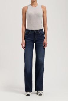 Cleo Mid Loose - Rustic Blue via Mud Jeans