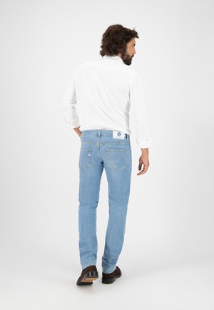 Regular Bryce - Heavy Stone from Mud Jeans