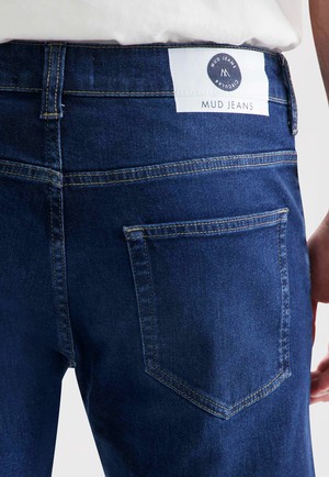 Regular Bryce - Medium Dark from Mud Jeans