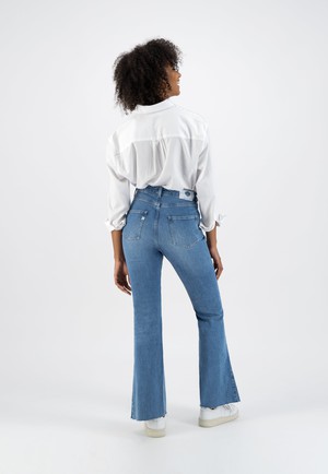 Flared Rachel - Old Stone from Mud Jeans