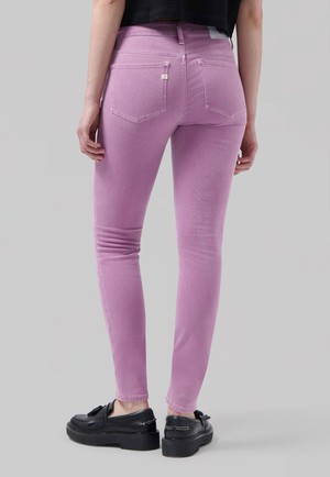 Skinny Skyler  -  Cool Pink from Mud Jeans