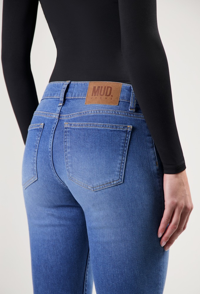 Logan High Slim - Fresh Fade from Mud Jeans