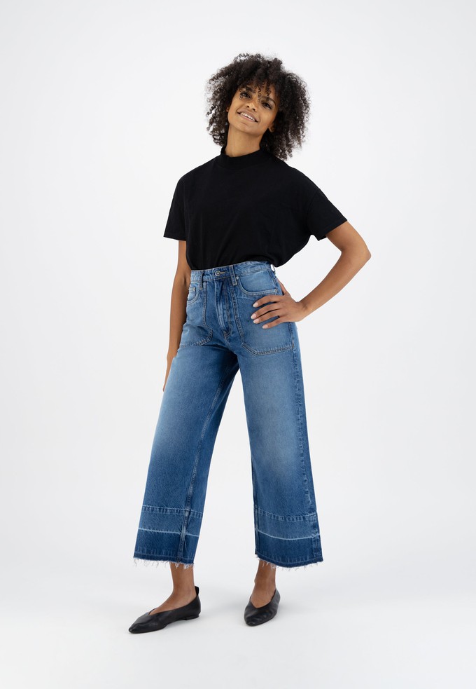 Sara Works Cropped - Medium Stone from Mud Jeans