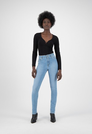 Regular Swan - Heavy Stone from Mud Jeans