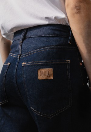 Brooke High Barrel - Dry from Mud Jeans