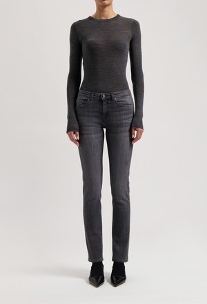 Faye Low Slim - Authentic Black from Mud Jeans