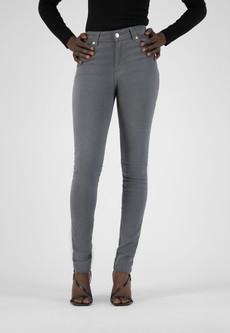 Skinny Hazen  -  O3 Grey via Mud Jeans
