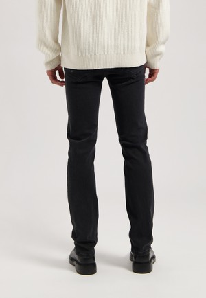 Bryce Mid Straight - Stone Black from Mud Jeans