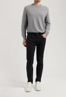 Rick Mid Slim - Stone Black via Mud Jeans