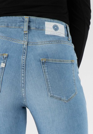 Regular Swan - Heavy Stone from Mud Jeans