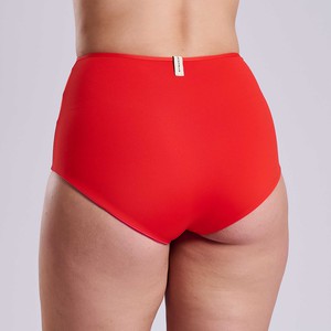 HIGHWAIST SHORTS from Mymarini