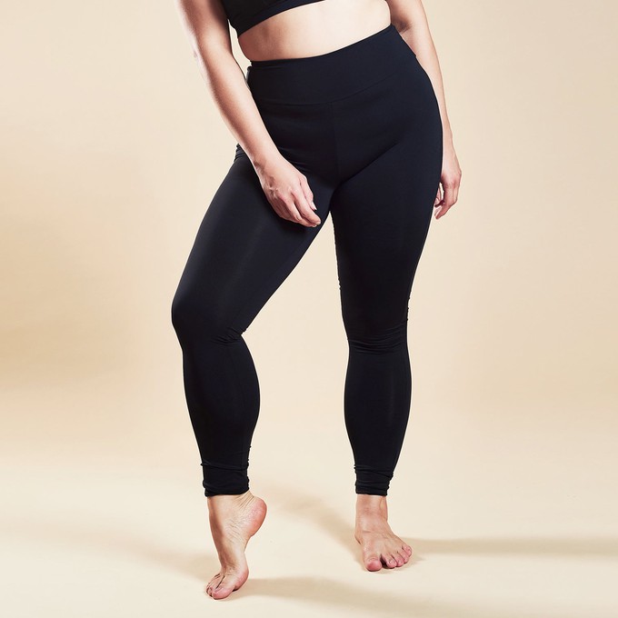 ALLDAY LEGGINGS BLACK LINE from Mymarini