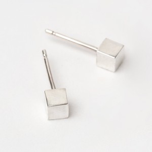 Solid as a Block oorstekers - zilver from Nowa