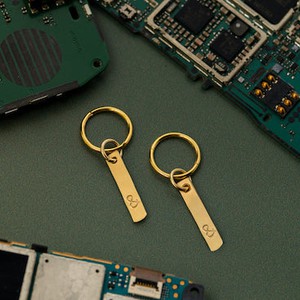 Connection oorbellen goud from Nowa
