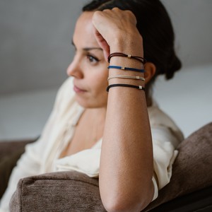 Solid as a Block - 14KT goud - navy from Nowa