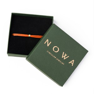 Limited Edition: Oranje armband met blokje goud from Nowa