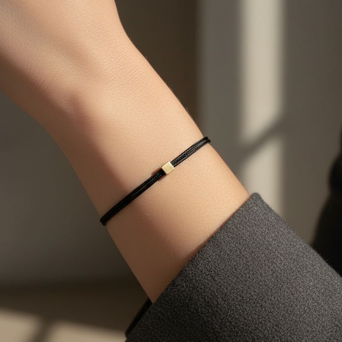 Solid as a Block - 14KT goud - zwart from Nowa