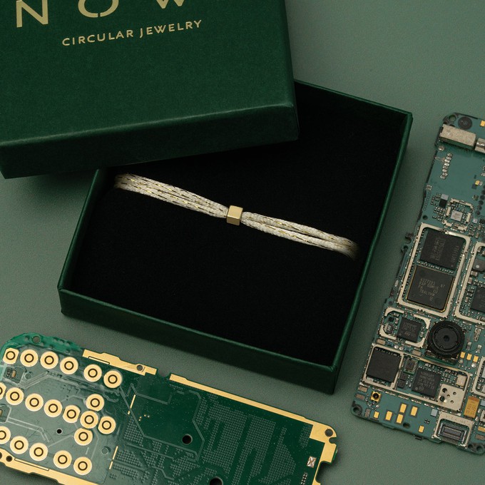 Solid as a Block armband goud ~ roomwit & goud from Nowa