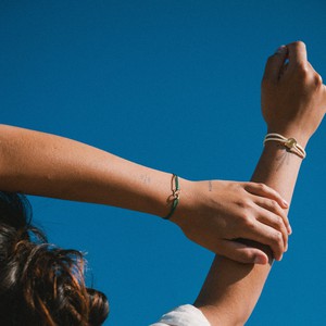 You are Loved armband goud ~ roomwit & goud from Nowa