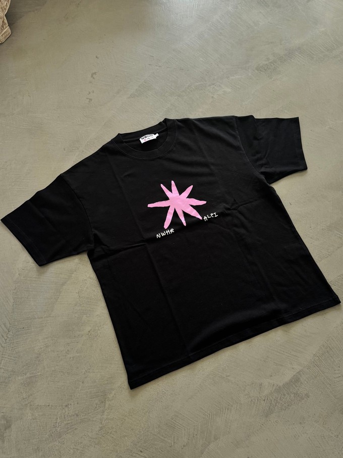Romantic T-shirt black from NWHR