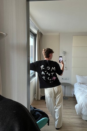 Romantic T-shirt black from NWHR