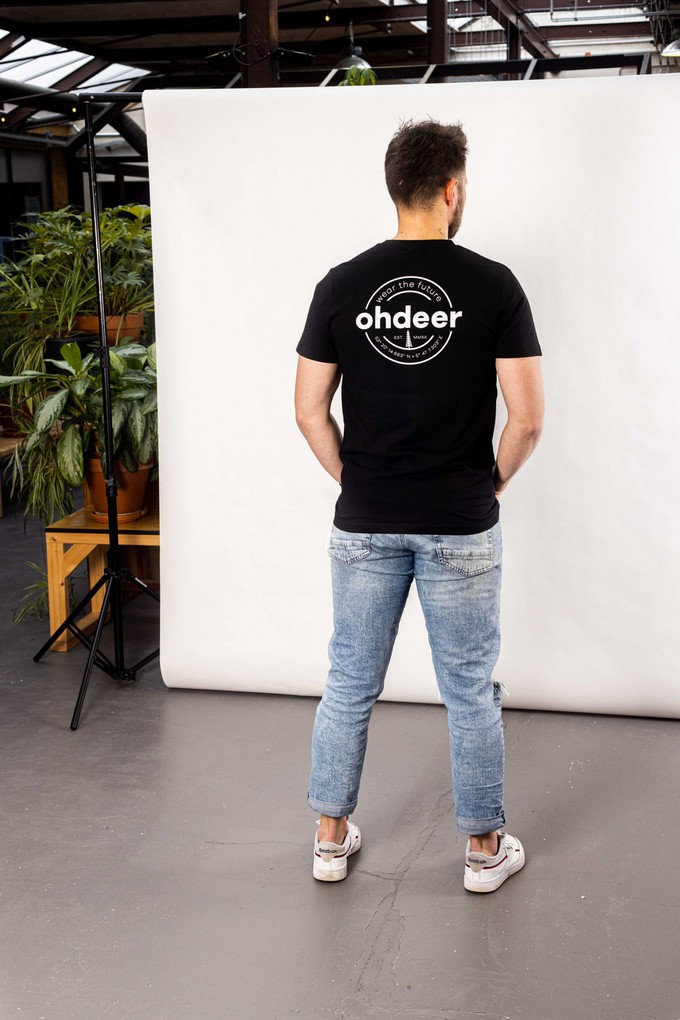 GPS T-Shirt | Deep Black from ohdeer