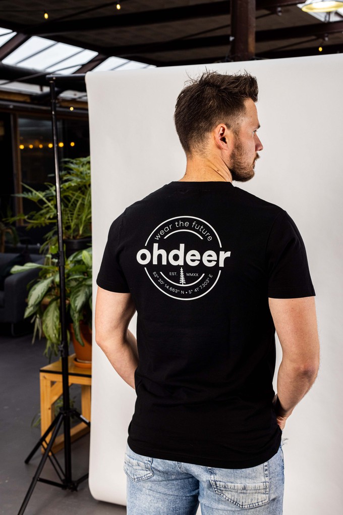 GPS T-Shirt | Deep Black from ohdeer