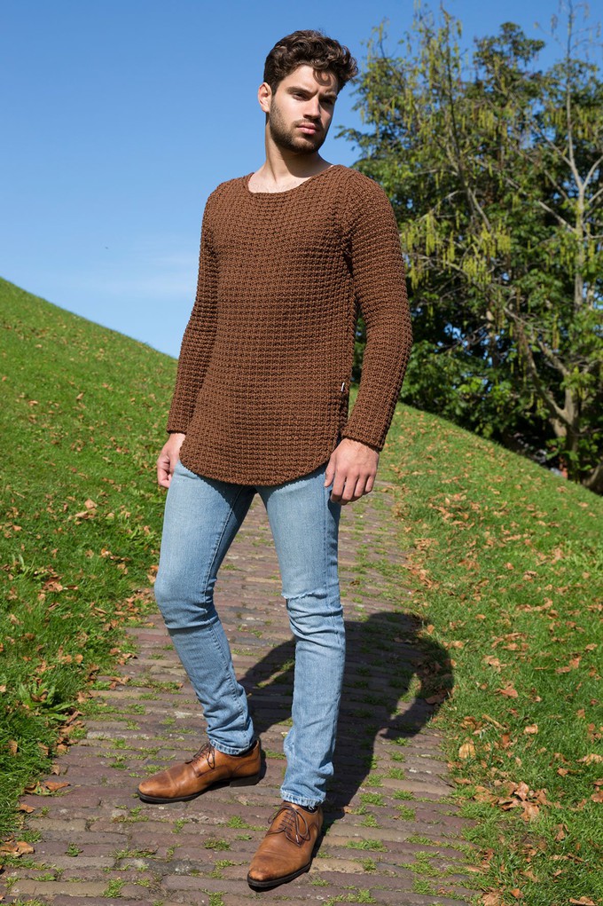 Knitted Sweater Se'etaga from OUTRGS