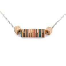 Recta Recycled Skateboard Necklace van Paguro Upcycle