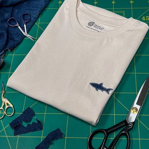 De Haai Re-Use | T-shirt Unisex | Natural Raw from PapajaRocks