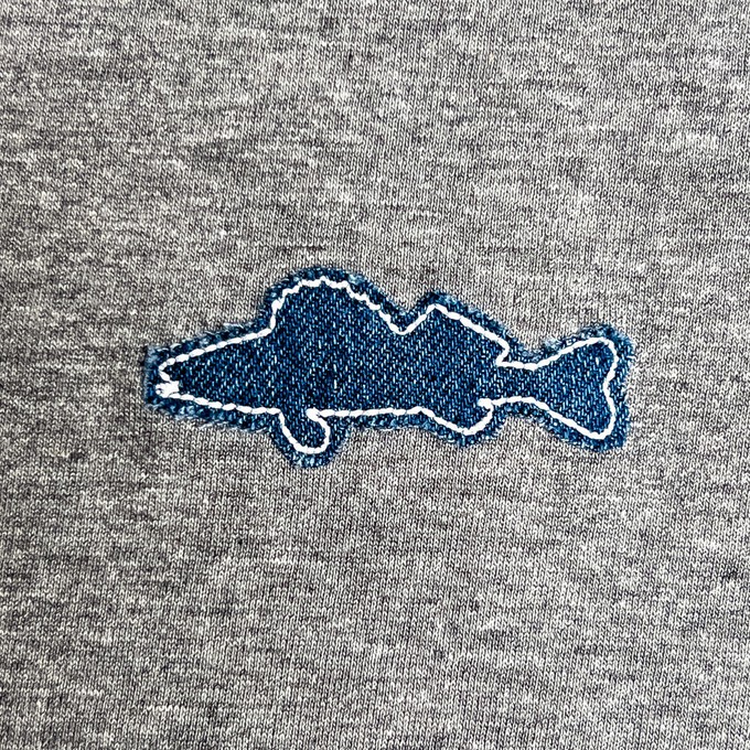 De Snoekbaars Re-Use | T-shirt Unisex | Mid-Heather Grey from PapajaRocks