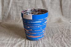 Colorful decorative cups made of recycled paper "GULU" van PEARLS OF AFRICA