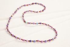Long, fine chain with paper beads "Acholi Malaika" van PEARLS OF AFRICA