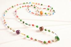 Hippie necklace with paper beads "Katogo Africa" van PEARLS OF AFRICA