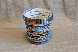 Colorful decorative cups made of recycled paper "GULU" from PEARLS OF AFRICA