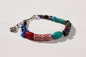 Glass bead bracelet "Maiduguri with clasp" from PEARLS OF AFRICA