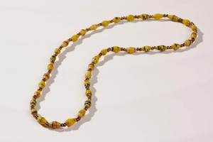 Short, fine necklace with paper beads "La Petite Malaika" from PEARLS OF AFRICA