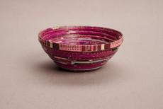 Small decorative bowl made of recycled paper "Njinja" van PEARLS OF AFRICA