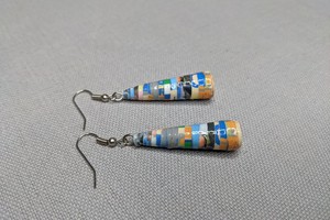 Paper pearl drop earrings "Happy Whoopy" from PEARLS OF AFRICA