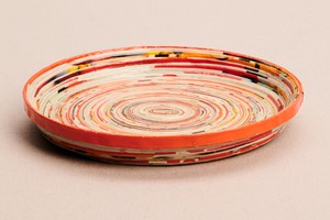 Small decorative tray made of recycled paper "Kampala S" from PEARLS OF AFRICA