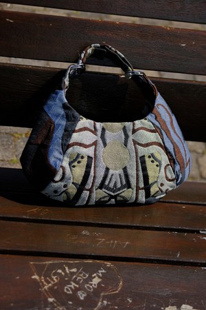 Underarm City Bag in golden browns and blues from Pepavana
