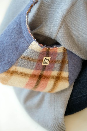 Rockabilly Blankie Shoulder Bag from Pepavana