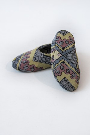 Moroccan-style carpet slippers Christie from Pepavana