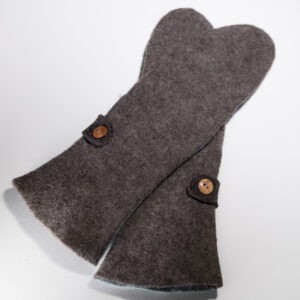 Long woolen mittens | natural brown & baby blue from Pepavana