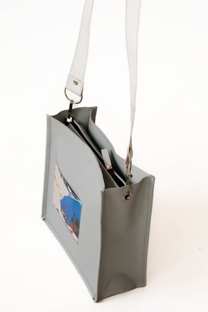 Block shoulder/cross body Bag Sunbathers from Pepavana