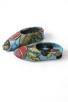 Moroccan-style carpet slippers Blue & Fruity II van Pepavana
