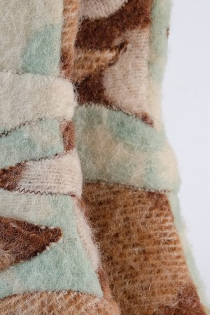 Tigra | unique gaiters from felted woollen blankets from Pepavana